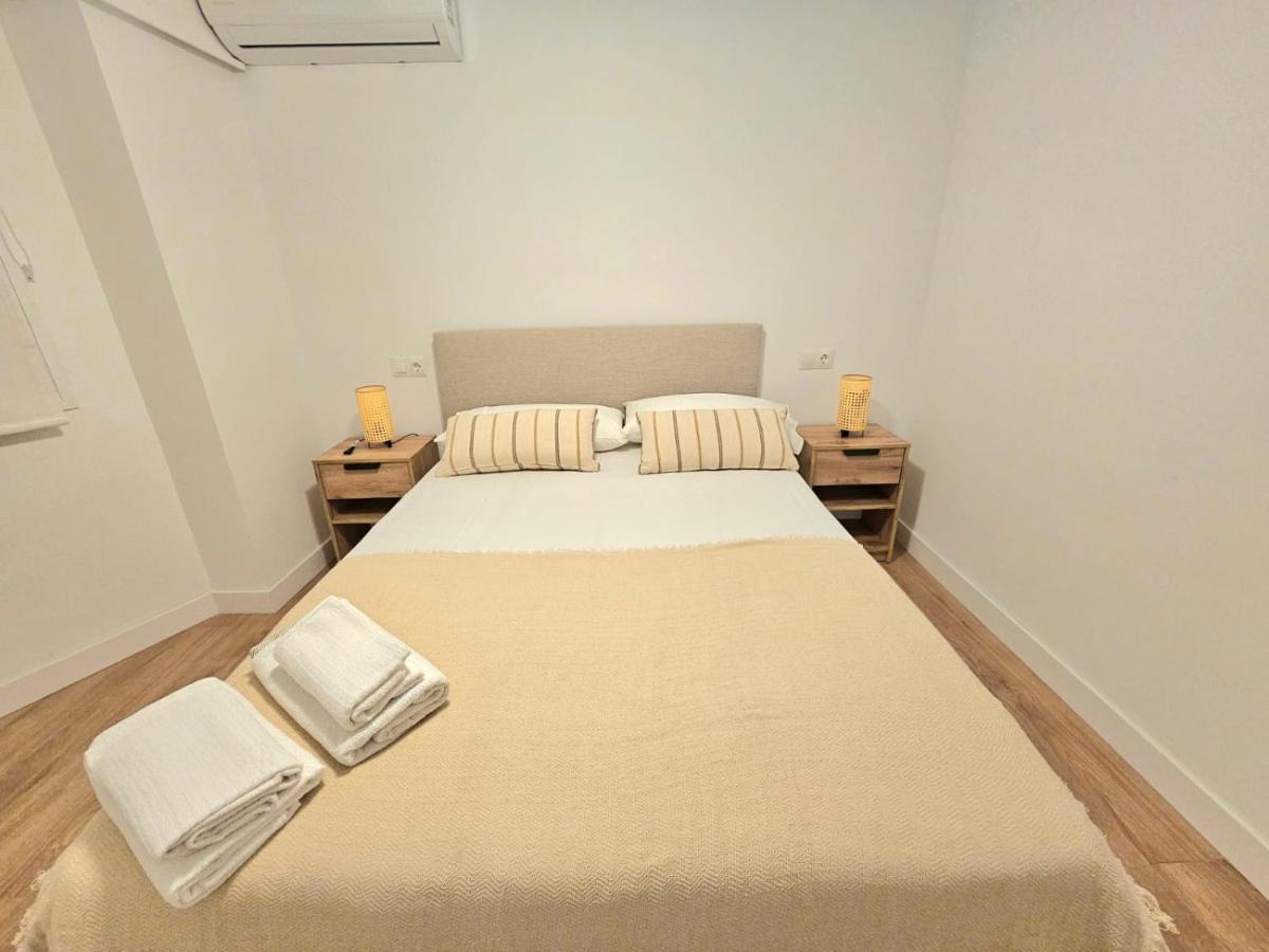 Alameda Colon By Hdc Apartments Malaga Bagian luar foto